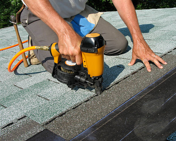 Best Roofing Contractors for Homes  in Springfield, NE